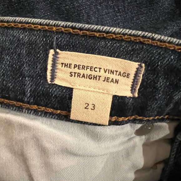 The Perfect Vintage Straight Jean in Bright Indigo Wash: Instacozy Edition - Picture 6 of 8